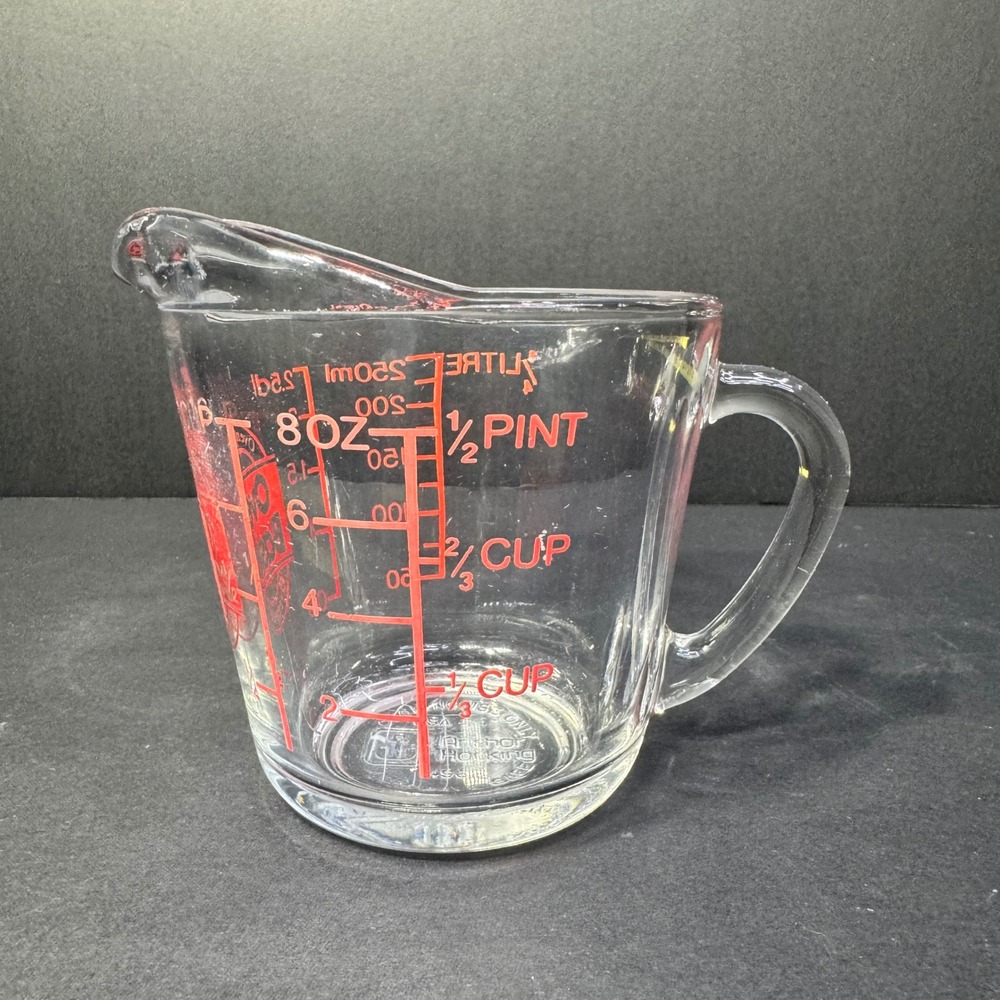 Anchor Hocking Oven Basics 1 Cup 8oz Glass Measuring Cup D-Handle Red USA #496